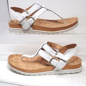 Born Reta White Leather Thong Strappy Sandals Size 7M Cork lined Excellent